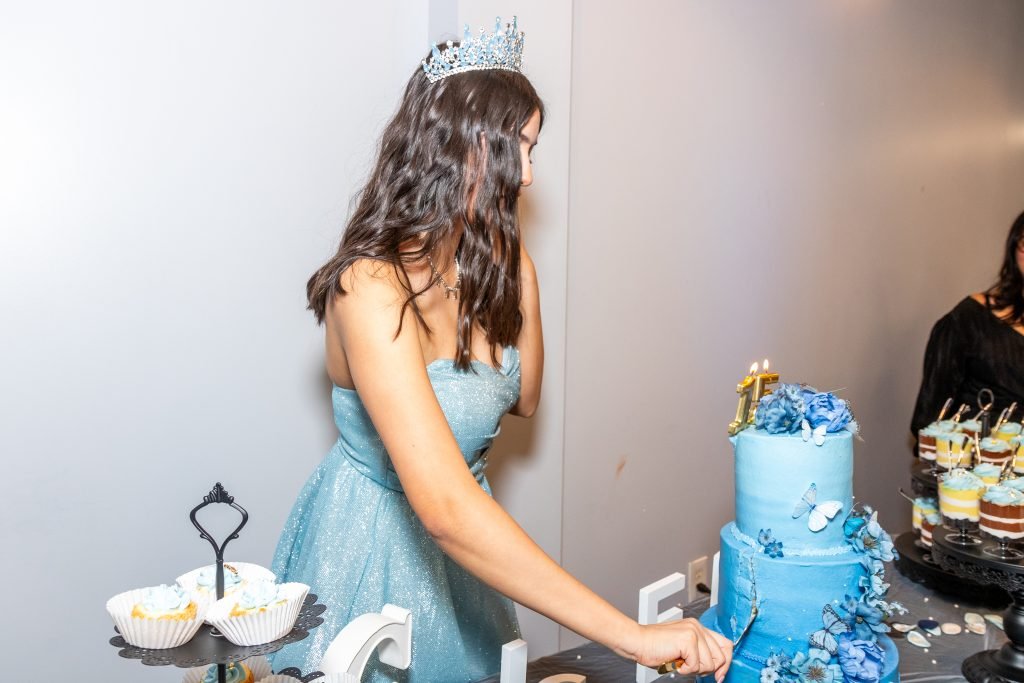 quinceanera cake cutting in Atlanta, ga