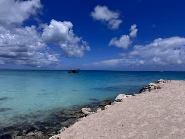 Serene Dickenson beach on the island of Antigua & Barbuda